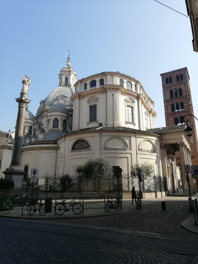 Апартаменты Santa Chiara Турин Экстерьер фото